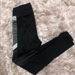 Active wear leggings